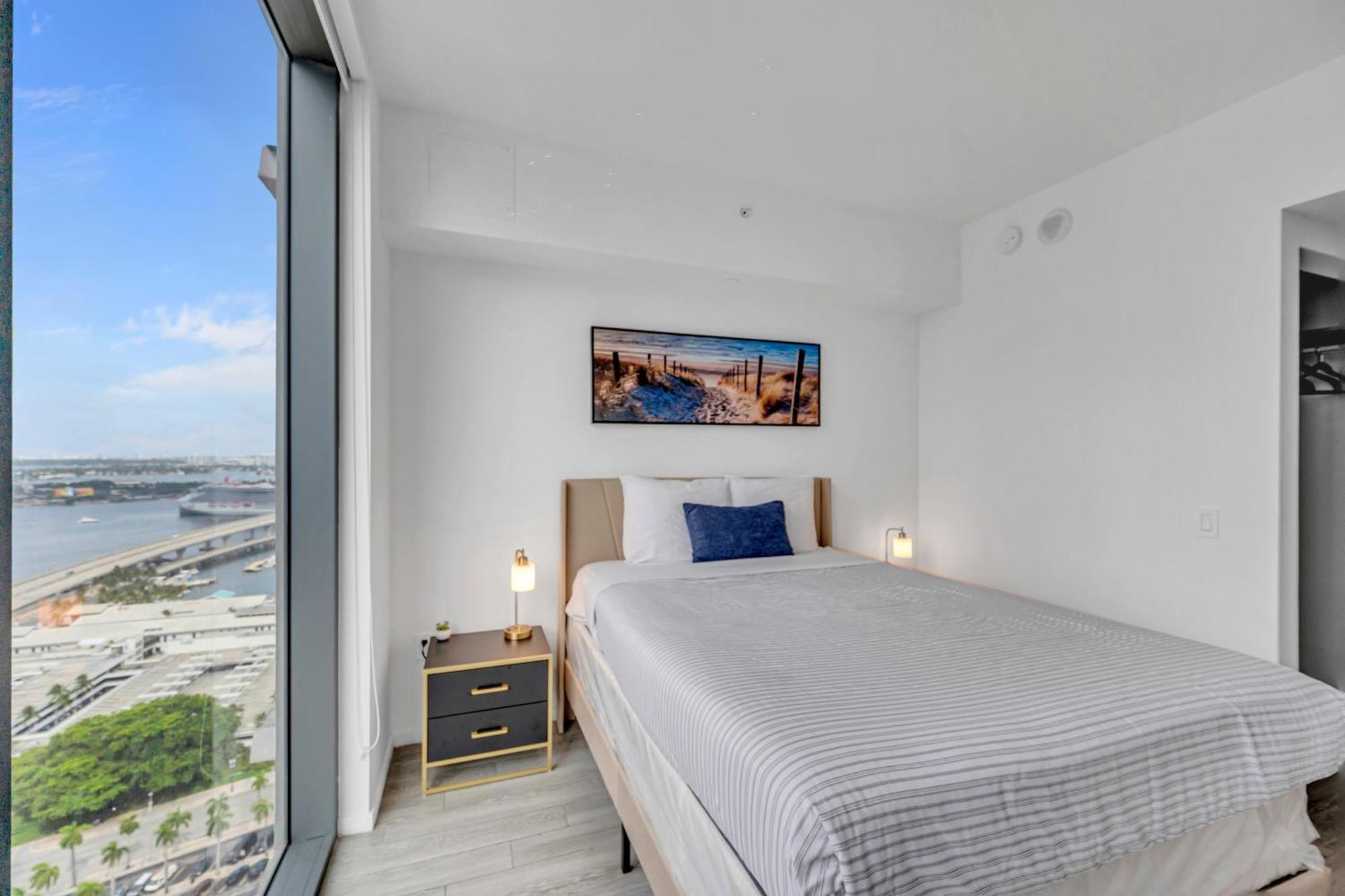Great 3 Beds 3 Baths Appartment Downtown Miami Exterior photo